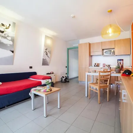 Teleo Vacanze - Olympisches Dorf By Interhome