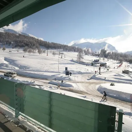 Lägenhet Teleo Vacanze - Olympisches Dorf By Interhome Sestriere